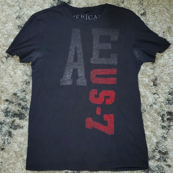 AE t-shirt - Picture 1 of 3